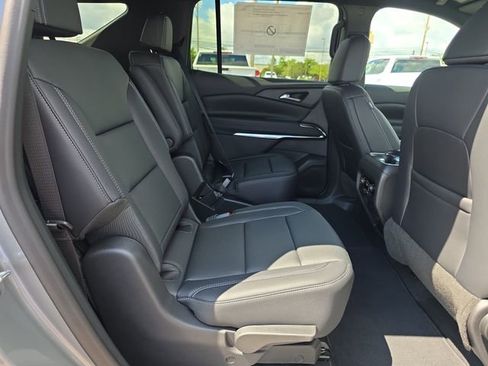 New 2026 Chevrolet Traverse LT w/ Sun and Wheel Package FWD image 15