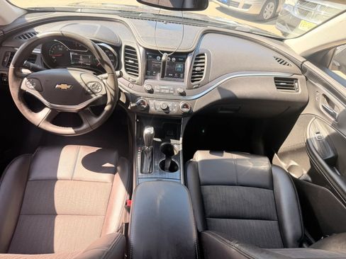 Used 2016 Chevrolet Impala LT w/ Convenience Package FWD image 28
