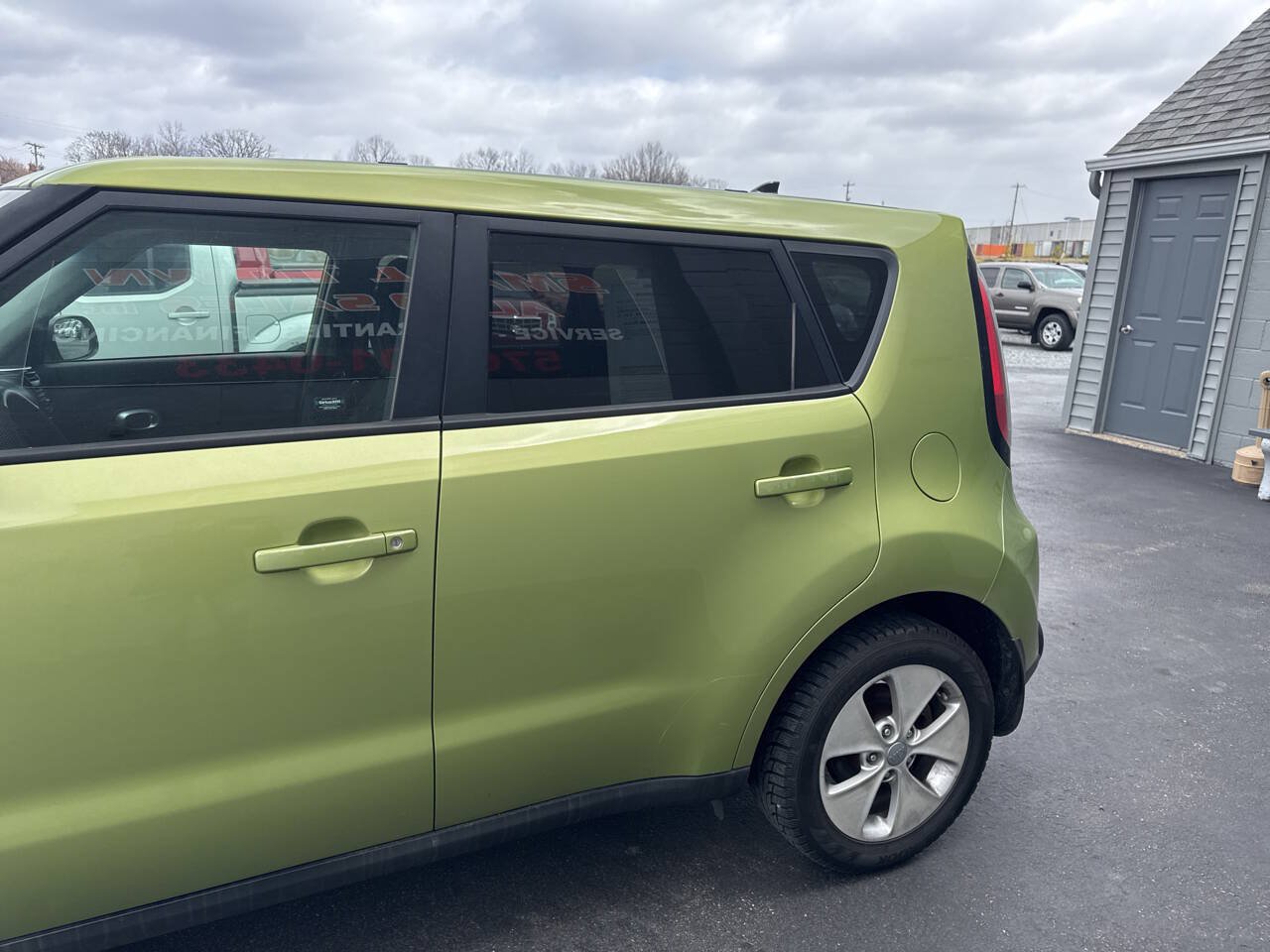 Used 2015 Kia Soul FWD image 5