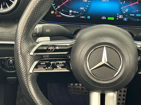 Used 2023 Mercedes-Benz E 450 4MATIC Cabriolet image 13