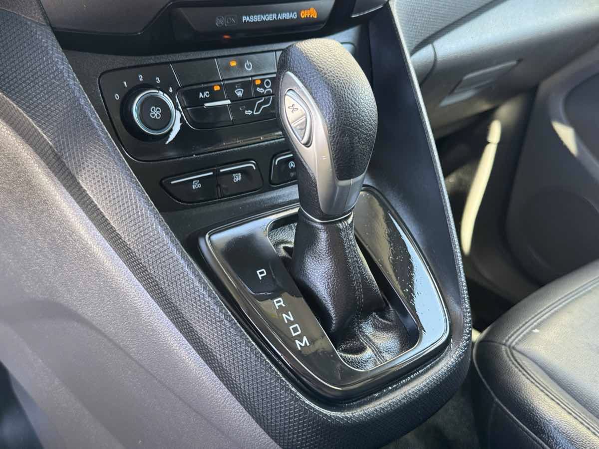 Used 2021 Ford Transit Connect XL FWD image 22