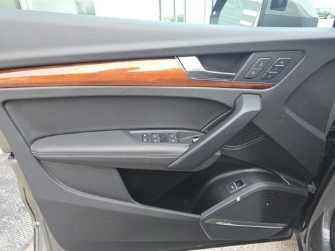 Used 2023 Audi Q5 2.0T Premium Plus w/ Premium Plus Package image 14