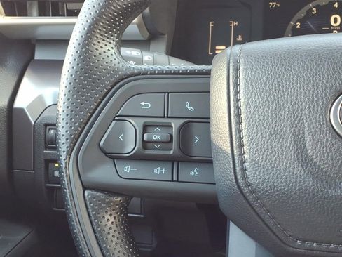 New 2026 Toyota Tacoma SR5 AWD/4WD image 17