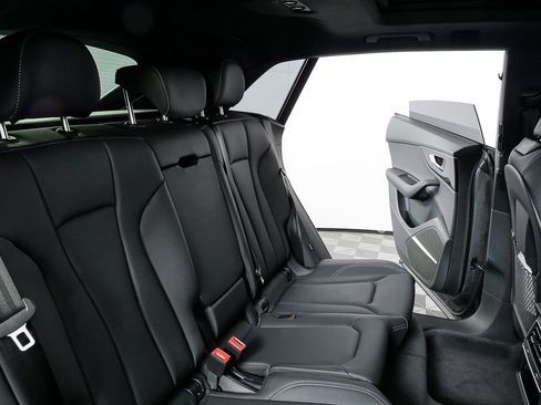 New 2026 Audi Q8 Premium Plus image 23