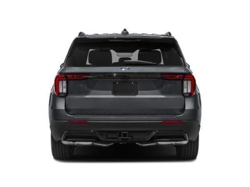 Used 2025 Ford Explorer ST-Line w/ ST-Line Street Pack image 5