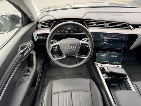 Used 2024 Audi Q8 e-tron Premium Plus w/ Premium Plus Package AWD/4WD image 5