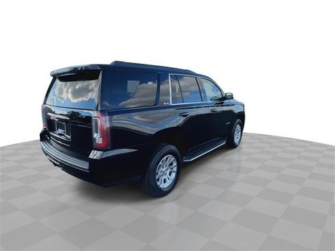 Certified 2018 GMC Yukon SLE image 9