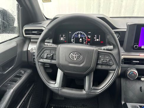 Used 2025 Toyota Tacoma SR5 image 23