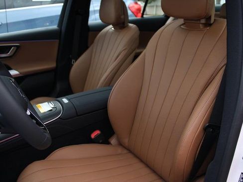New 2026 Mercedes-Benz E 350 4MATIC Sedan image 28