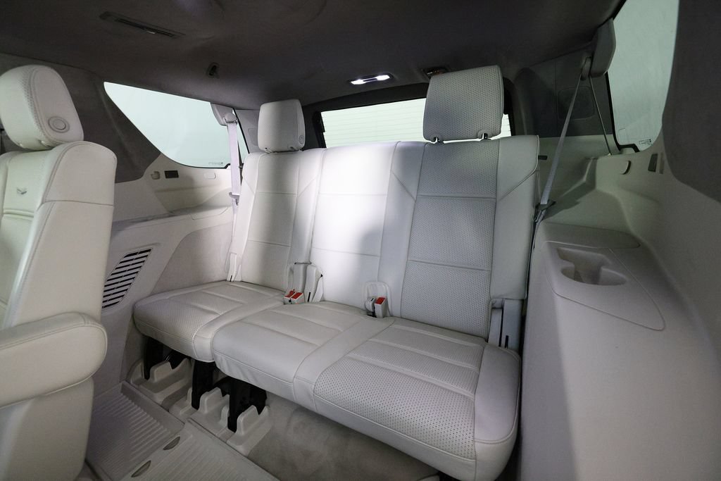 Used 2023 Cadillac Escalade Premium Luxury Platinum AWD/4WD image 15