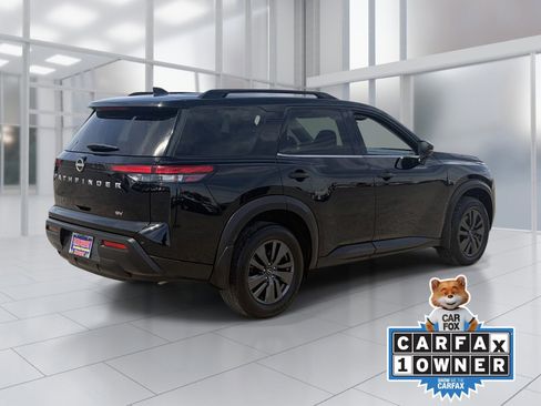 Certified 2024 Nissan Pathfinder SV FWD image 6