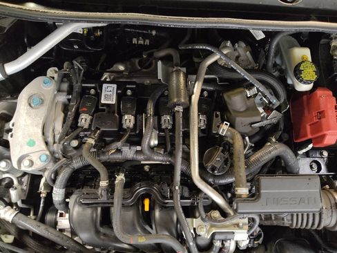 Used 2021 Nissan Sentra SR FWD image 30