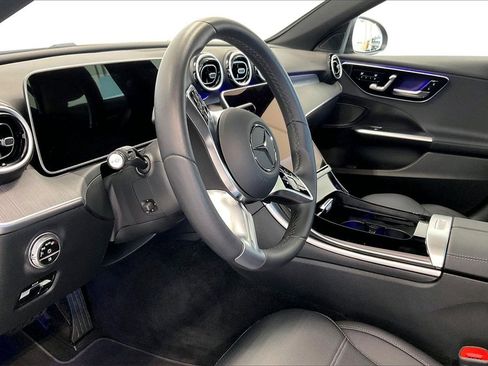 Used 2025 Mercedes-Benz C 300 C 300 image 17