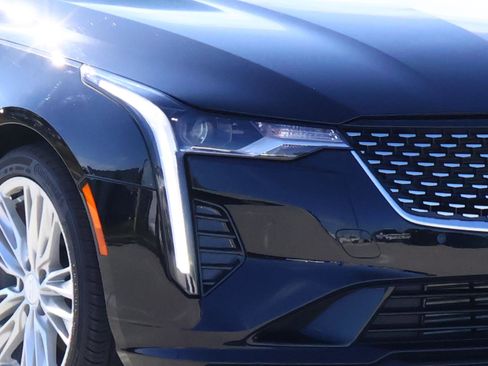 Used 2025 Cadillac CT4 Premium Luxury image 7