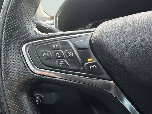 Used 2021 Chevrolet Equinox LT AWD/4WD image 23