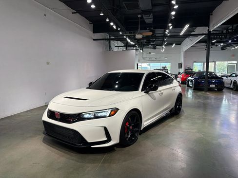Used 2023 Honda Civic Type R image 39