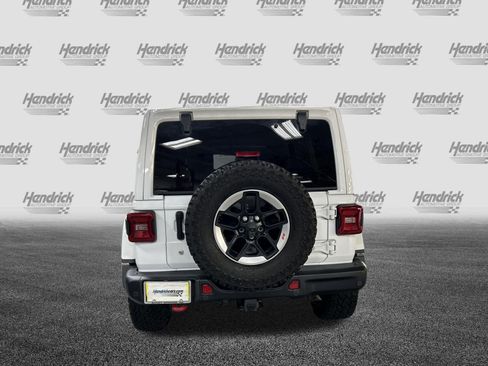 Used 2018 Jeep Wrangler Unlimited Rubicon AWD/4WD image 9