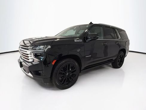 Certified 2021 Chevrolet Tahoe High Country AWD/4WD image 3