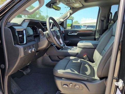 New 2025 GMC Sierra 3500 Denali w/ Denali Reserve Package image 22