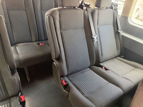 Used 2017 Ford Transit 350 XLT RWD image 7