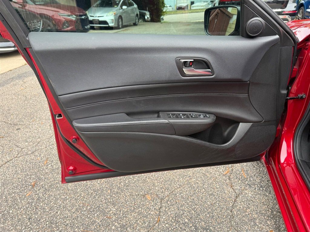 Used 2020 Acura ILX FWD image 11