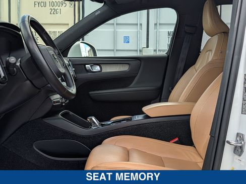 Used 2019 Volvo XC40 T5 Inscription AWD/4WD image 22