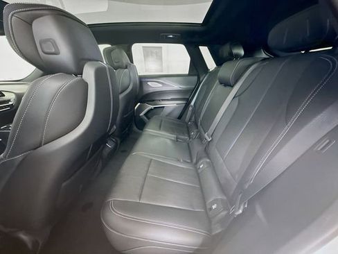 Used 2024 Cadillac Lyriq Luxury image 29