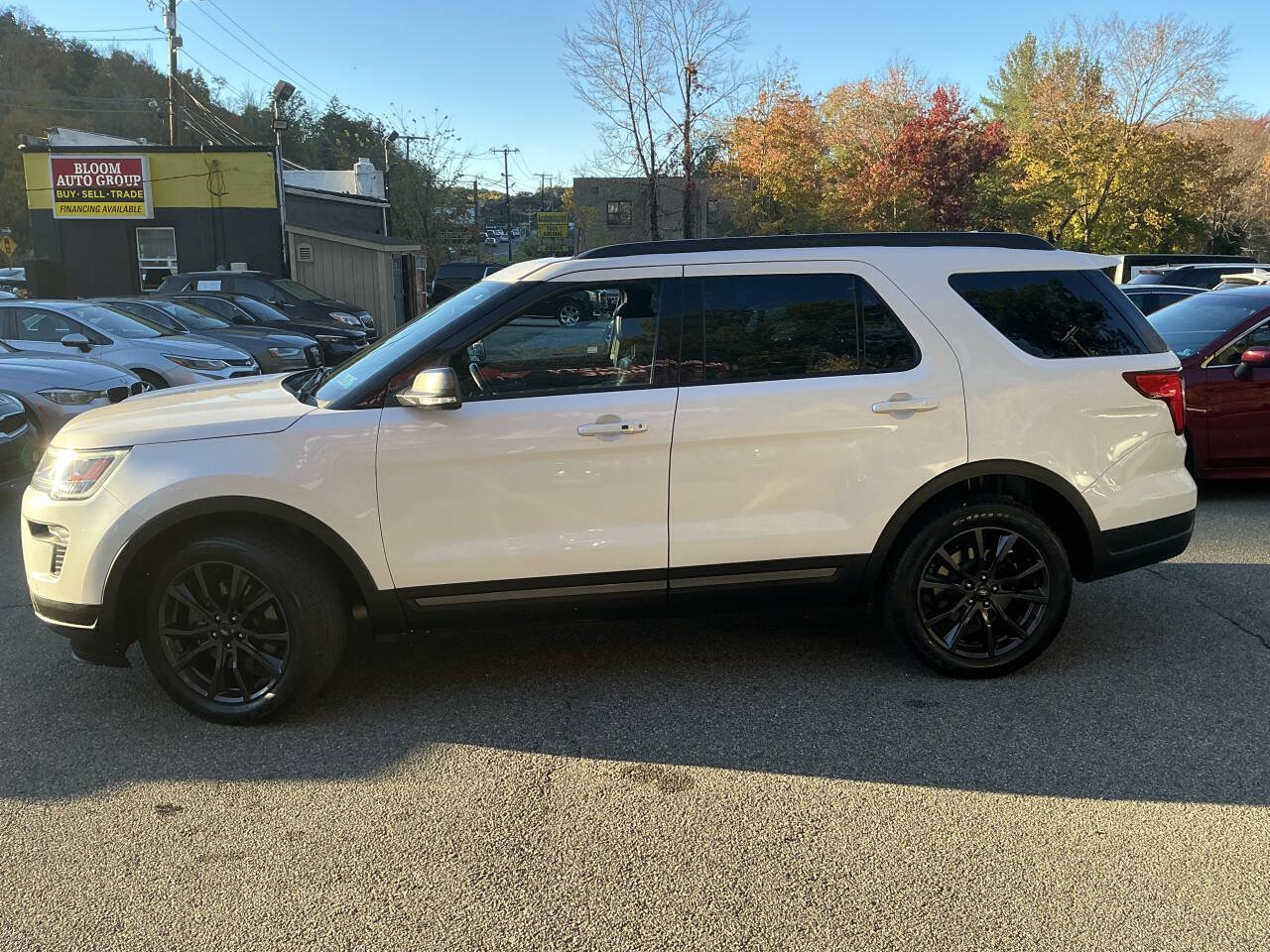 Used 2019 Ford Explorer XLT w/ Equipment Group 202A AWD/4WD image 8