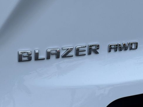 New 2026 Chevrolet Blazer LT w/ Convenience Package AWD/4WD image 25