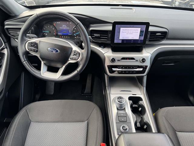 Used 2022 Ford Explorer XLT AWD/4WD image 8