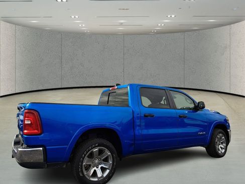 Used 2025 RAM 1500 Big Horn AWD/4WD image 5