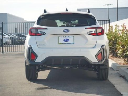 New 2025 Subaru Crosstrek 2.5i Limited image 4
