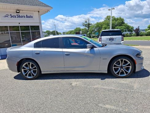 Used 2016 Dodge Charger R/T image 7