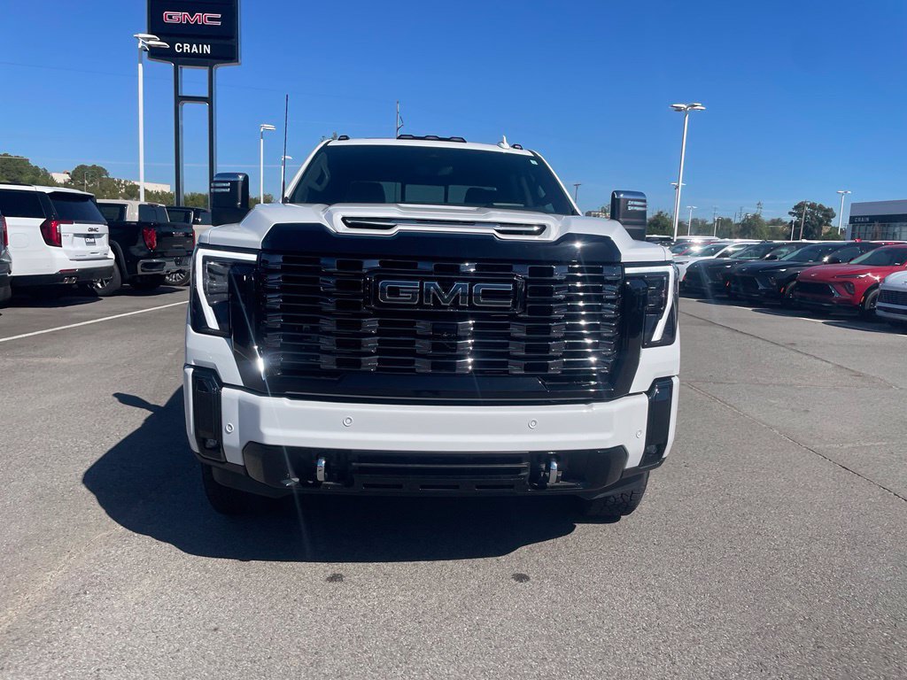 Used 2025 GMC Sierra 2500 Denali Ultimate AWD/4WD image 2