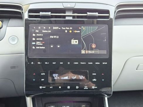 Used 2023 Hyundai Tucson Limited FWD image 22