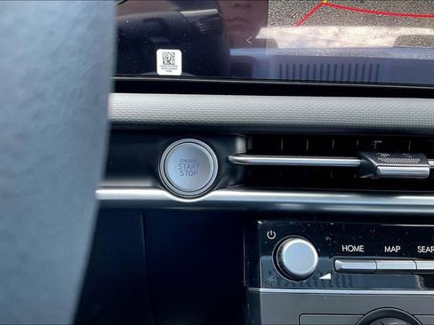 New 2025 Hyundai Santa Cruz SE image 18