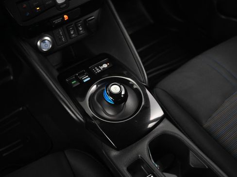 Used 2022 Nissan Leaf SV Plus w/ Protection Package image 25