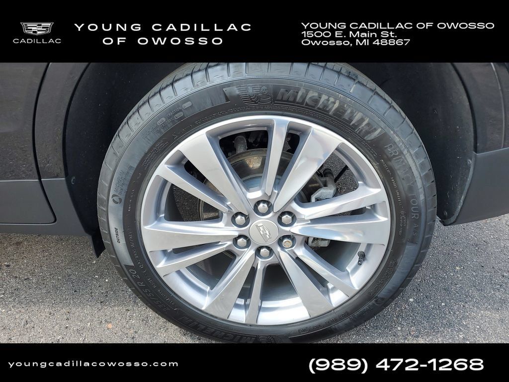 Certified 2024 Cadillac XT5 Premium Luxury w/ LPO, Floor Liner Package AWD/4WD image 32