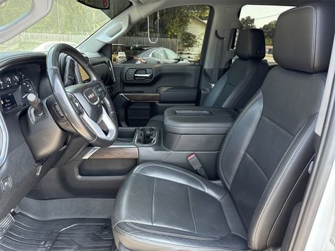 Used 2019 GMC Sierra 1500 SLT w/ SLT Premium Package image 9