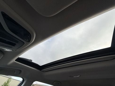 Used 2025 Subaru Outback Premium image 22