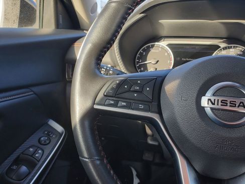 Used 2023 Nissan Sentra SR w/ SR Premium Package image 22