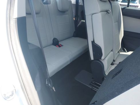 Used 2019 Volkswagen Tiguan SE w/ 3rd Row Seat Package AWD/4WD image 31