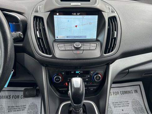 Used 2017 Ford C-MAX Energi SE w/ Equipment Group 401A image 12