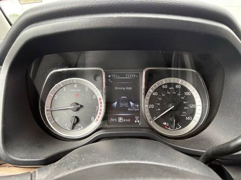 Used 2017 Nissan Titan SL AWD/4WD image 7