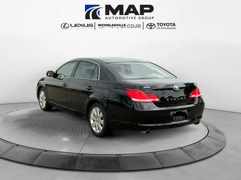 Used 2006 Toyota Avalon XLS FWD image 3