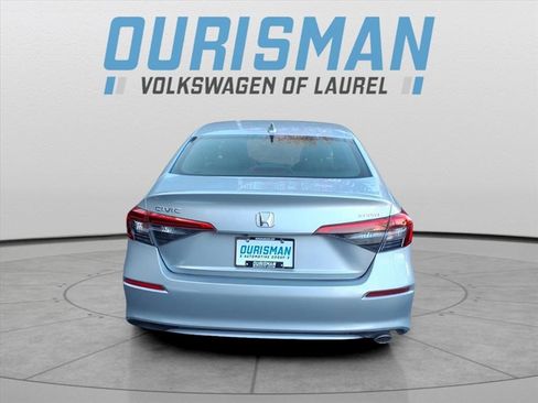Used 2022 Honda Civic Sport image 3