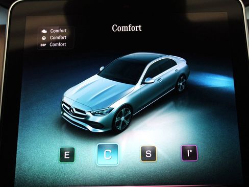 Used 2023 Mercedes-Benz C 300 Sedan image 44