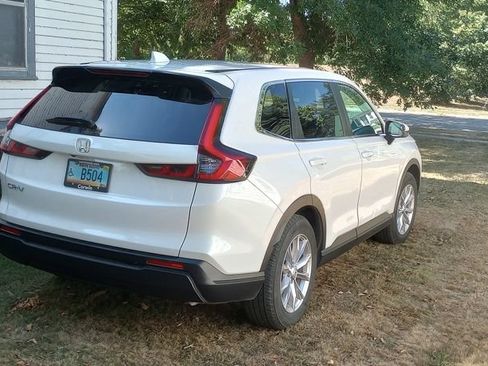 Used 2024 Honda CR-V EX image 15
