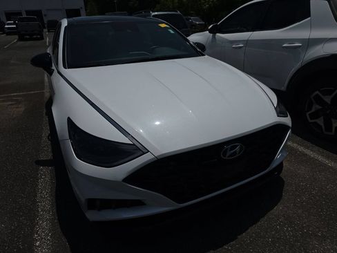 Used 2023 Hyundai Sonata SEL Plus FWD image 2