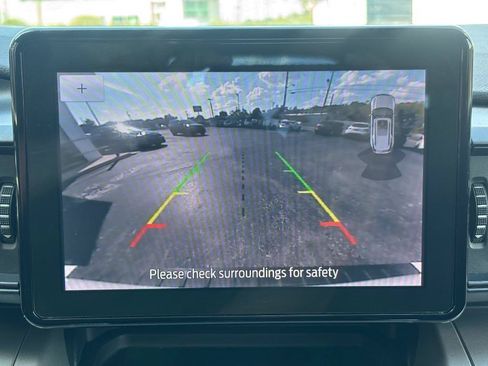 Used 2020 Ford Explorer XLT RWD image 22